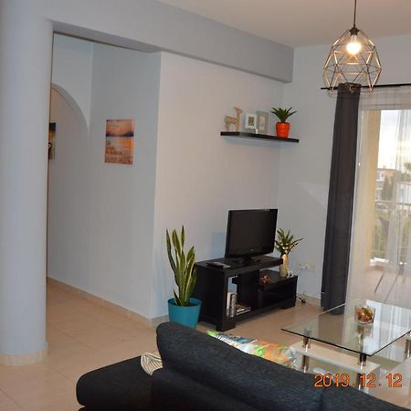 Luxury Apartment 파포스 외부 사진