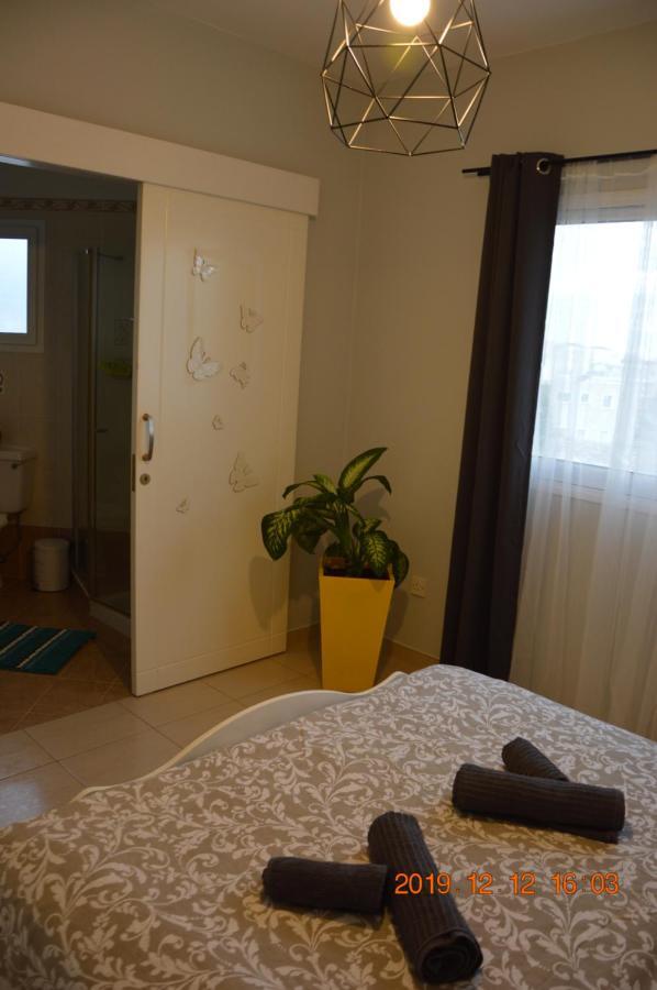 Luxury Apartment 파포스 외부 사진